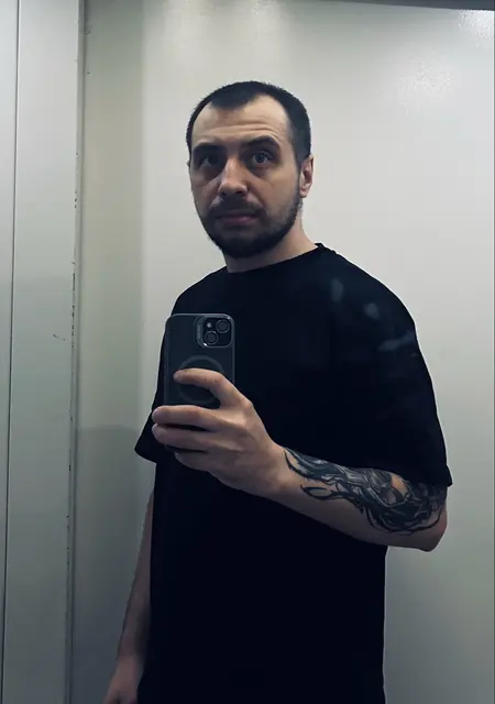 Вадим из Екатеринбурга, ищу на сайте знакомства на одну ночь