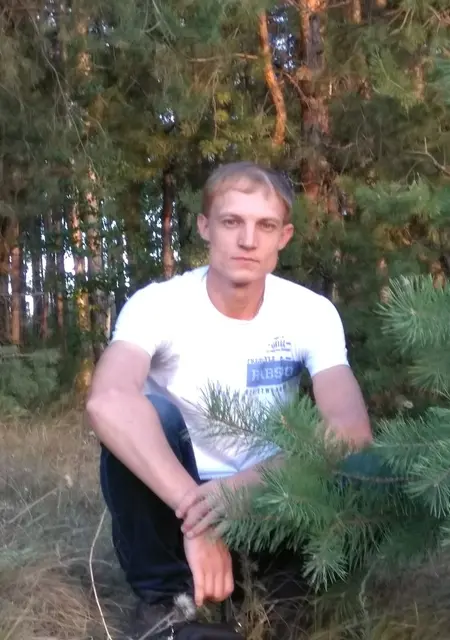 Валентин из Петровска, ищу на сайте знакомства на одну ночь