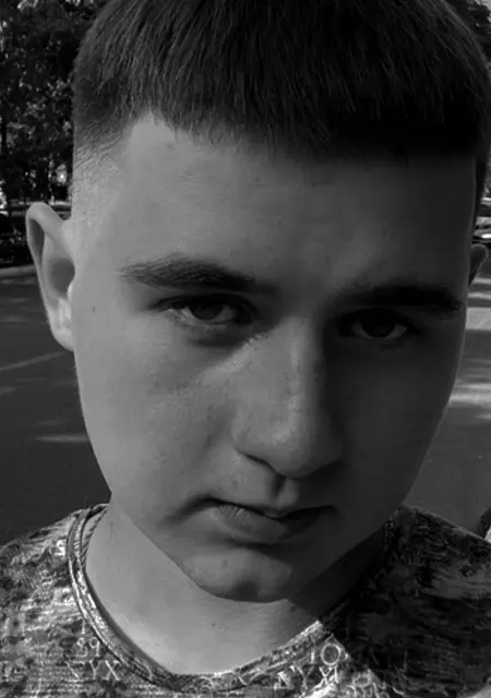 Я Iliy, 19, знакомлюсь на одну ночь в Москве