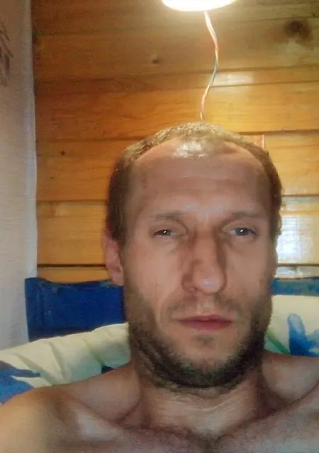 Я Александр, 42, из Гатчины, ищу знакомство для постоянных отношений