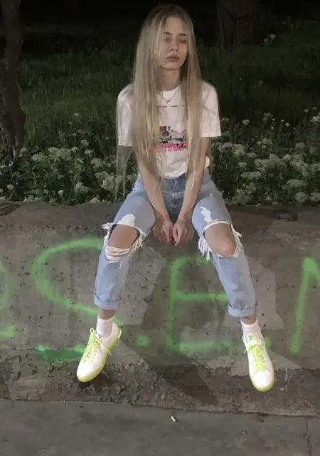 Я Настя, 23, знакомлюсь для общения в Кривом Роге