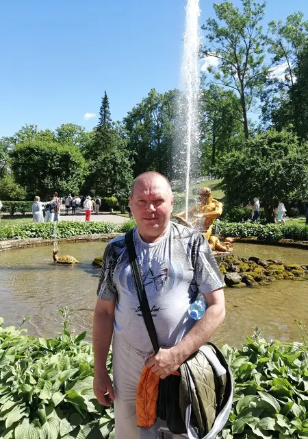 Я Серж, 59, знакомлюсь на одну ночь в Челябинске