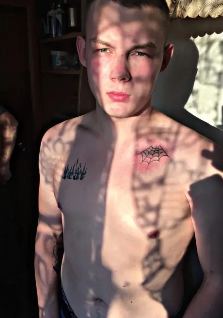 Я Антон, 23, знакомлюсь без обязательств в Сухом Логе