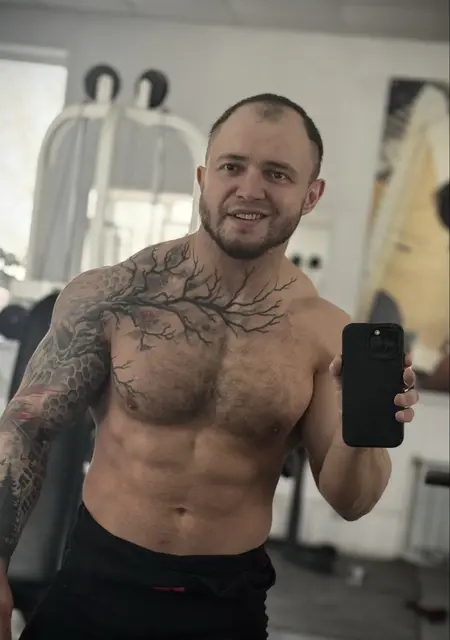 Я Владимир, 33, знакомлюсь на одну ночь в Челябинске