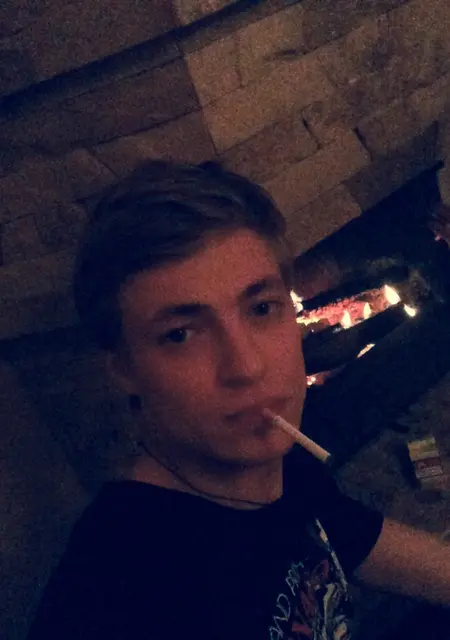 Дмитрий из Броваров, ищу на сайте знакомства на одну ночь