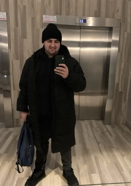 Максим из Санкт-Петербурга, ищу на сайте знакомства на одну ночь