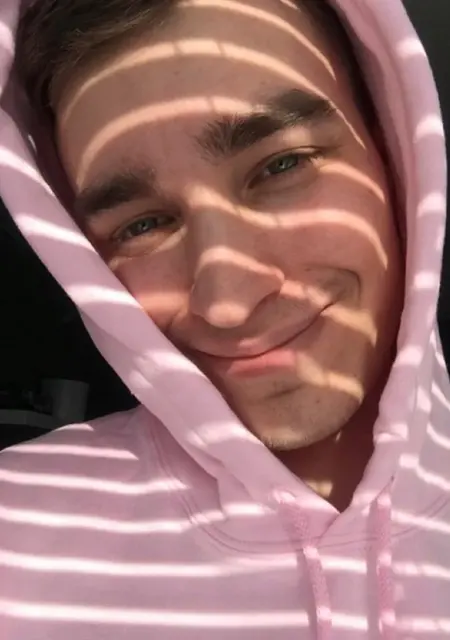 Миша из Вологды, мне 32, познакомлюсь без обязательств