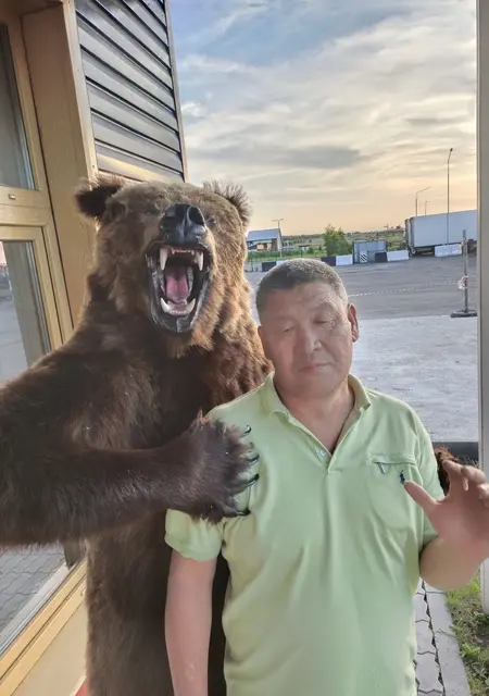 Я Эдуард, 60, из Байкала, ищу знакомства на одну ночь