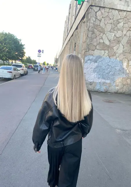 Моника из Омска, мне 20, познакомлюсь для общения