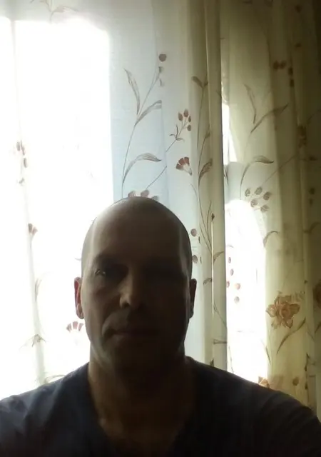 Алексей из Набережных Челнов, мне 49, познакомлюсь на одну ночь