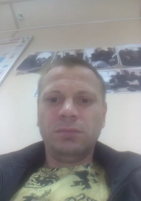 Роман из Криводановки, мне 43, познакомлюсь на одну ночь