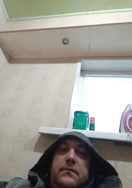 Я Sasha, 47, знакомлюсь без обязательств в Ноябрьске