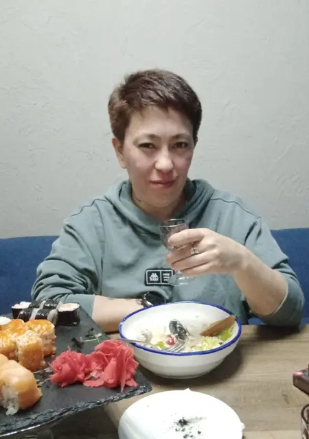 Я Elena, 36, из Пятигорска, ищу знакомство для дружбы