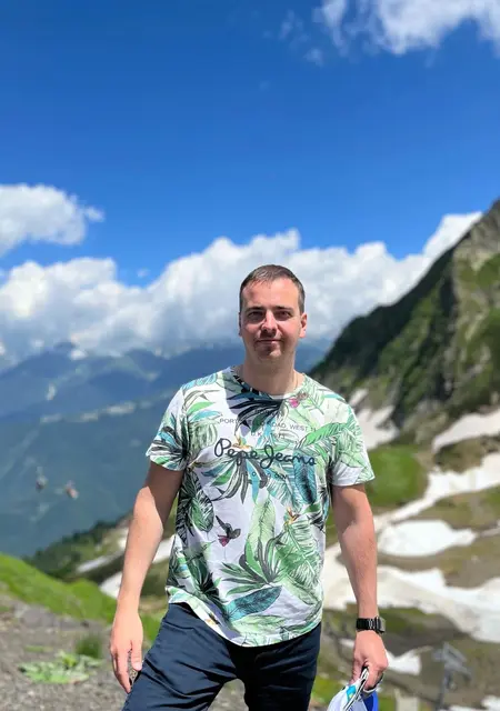 Artem из Перми, ищу на сайте приятное времяпровождение