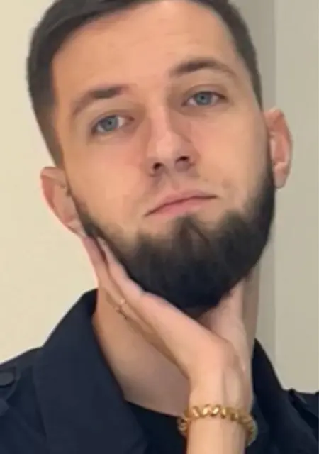 Артур из Москвы, мне 28, познакомлюсь для общения