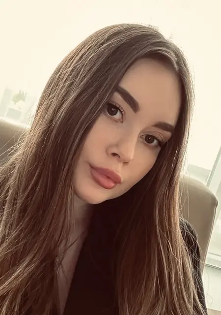 Я Катя, 23, знакомлюсь для открытые отношения в Тюмени