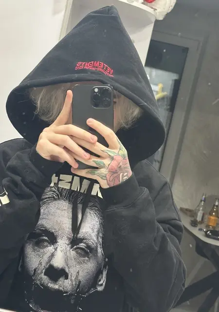 Я Blackwork, 18, знакомлюсь для приятного времяпровождения в Москве