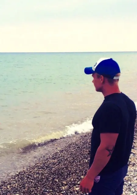 Vanya из Клина, мне 28, познакомлюсь для дружбы