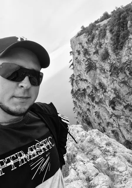 Я Эдуард, 34, из Дубны, ищу знакомство для приятного времяпровождения