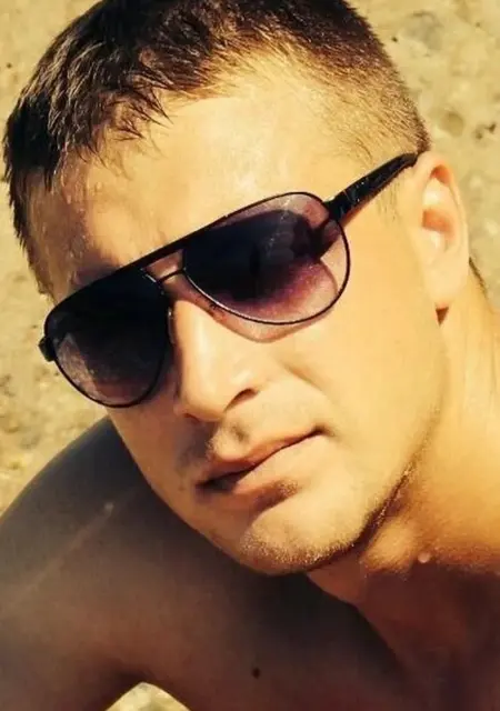 Дмитрий из Лосино-Петровского, мне 25, познакомлюсь на одну ночь