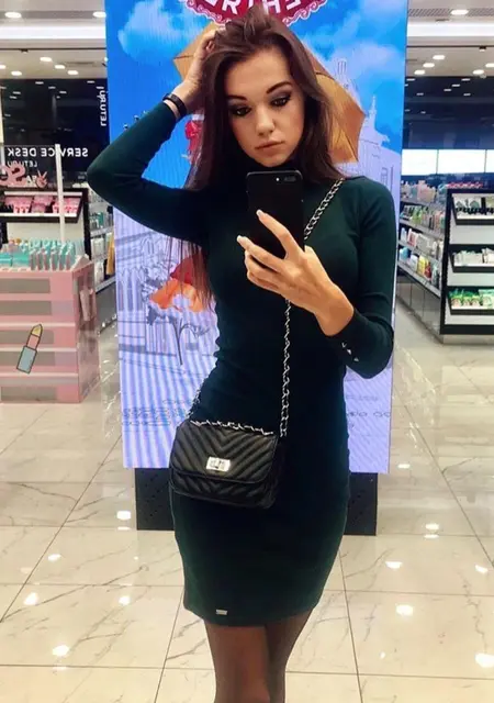 Виктория из Краснодара, мне 27, познакомлюсь на одну ночь