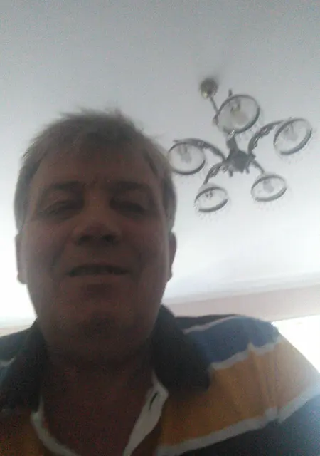 Я Олег, 55, знакомлюсь без обязательств в Майском