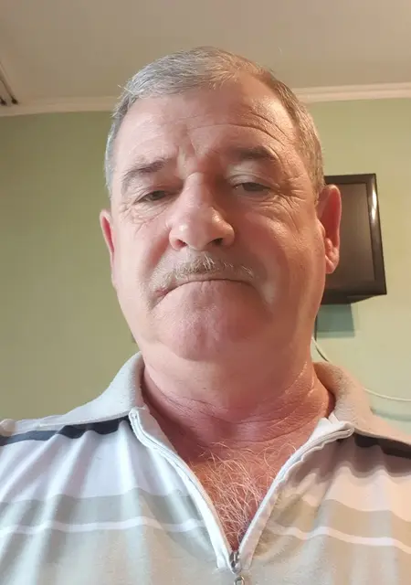 Владимир из Владивостока, ищу на сайте знакомства без обязательств