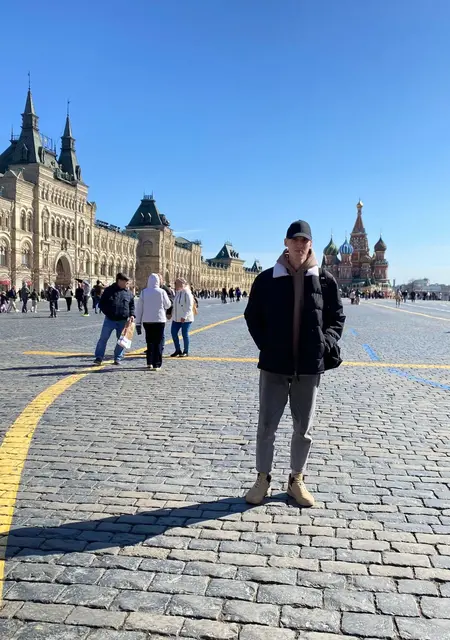 Данил из Екатеринбурга, мне 24, познакомлюсь без обязательств