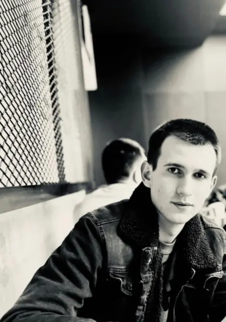 Сергей з Мелітополя, шукаю на сайті знайомства без зобов'язань