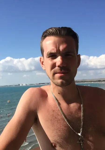 Qonstantin из Подольска, ищу на сайте знакомства на одну ночь