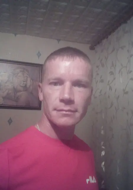 Вова из Ріпки, ищу на сайте знакомства на одну ночь