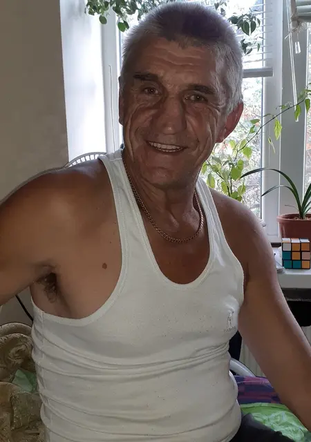 Виктор из Ставрополя, мне 60, познакомлюсь на одну ночь