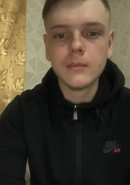 Андрей из Топков, ищу на сайте знакомства на одну ночь