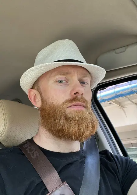 Олег из Омска, ищу на сайте знакомства без обязательств