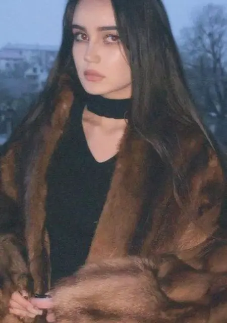 Дарья из Калуги, мне 18, познакомлюсь без обязательств