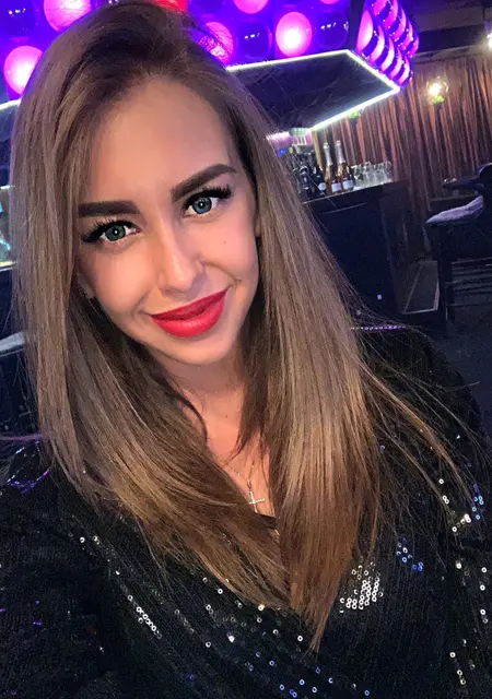 Марина из Иванова, ищу на сайте постоянные отношения