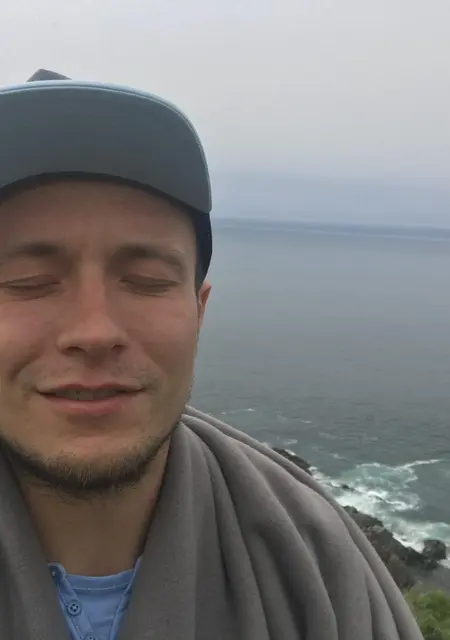 Я Ирвин, 35, знакомлюсь для совместных путешествий в Большом Камне