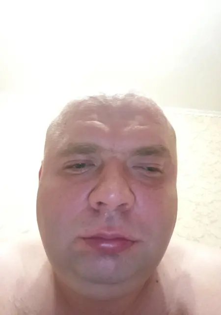 Я Максим, 40, знакомлюсь на одну ночь в Заполярном