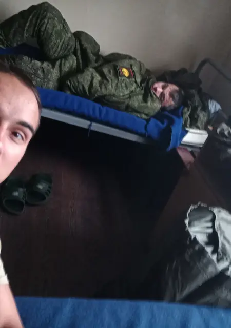 Я Паша, 30, из Морозовска, ищу знакомства без обязательств