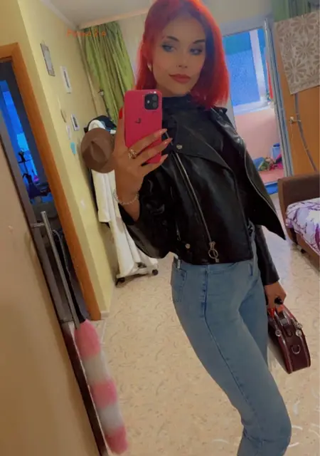 Alina из Владивостока, мне 29, познакомлюсь без обязательств