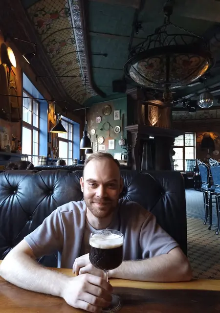 Я Николай, 28, из Выборга, ищу знакомство для постоянных отношений