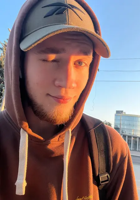 Илья из Рыбинска, мне 22, познакомлюсь на одну ночь