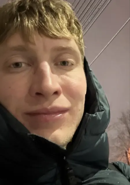 Алексей из Воронежа, мне 29, познакомлюсь для приятного времяпровождения