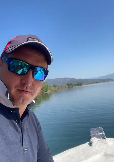 Я Андрей, 37, знакомлюсь для открытые отношения в Смоленске