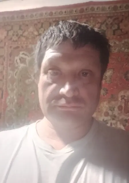 Я Алексей, 44, знакомлюсь без обязательств в Красноярске