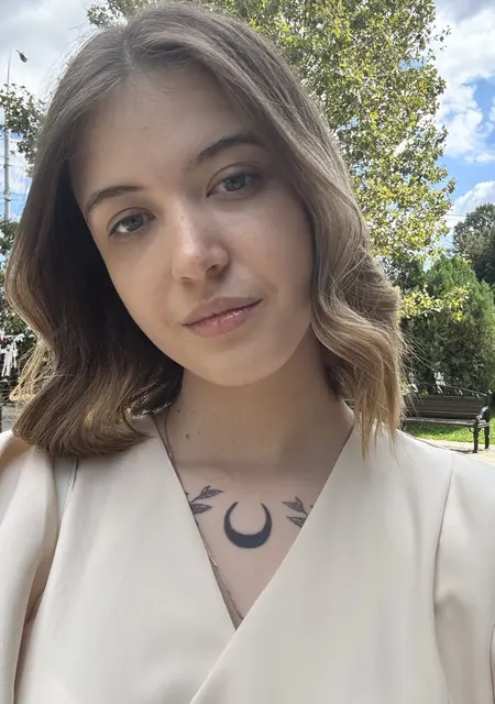 Я Elena, 21, знакомлюсь для открытые отношения в Краснодаре