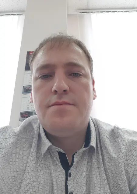 Евгений из Шахт, мне 37, познакомлюсь на одну ночь