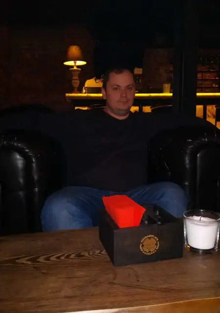 Дмитрий из Зеленограда, мне 36, познакомлюсь на одну ночь