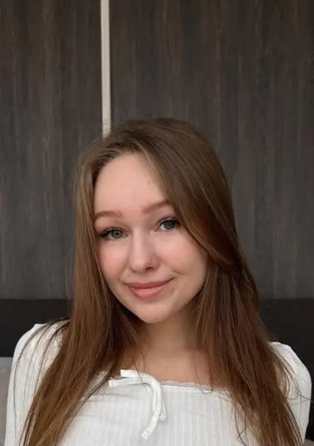 Кристина из Обнинска, мне 26, познакомлюсь для открытые отношения
