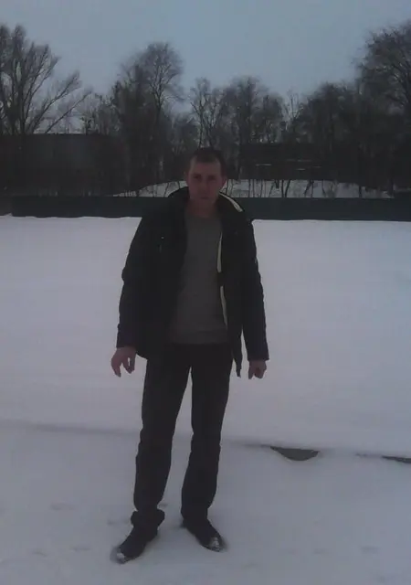 Я Александр, 46, знакомлюсь на одну ночь в Азове